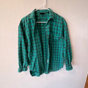 Patagonia women’s green plaid button shirt S